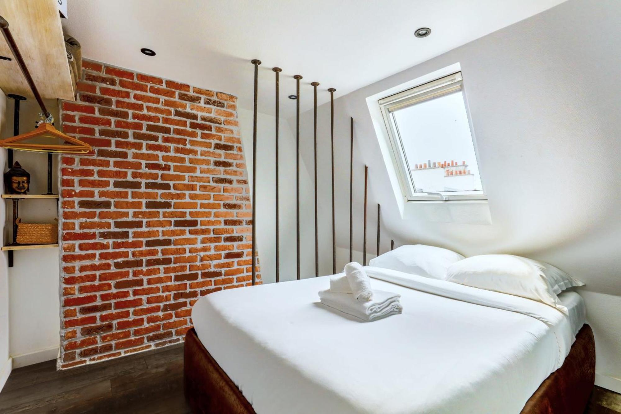Central 1Br Room Space Париж Екстериор снимка